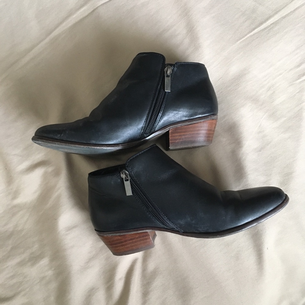 Crown Vintage Black Booties